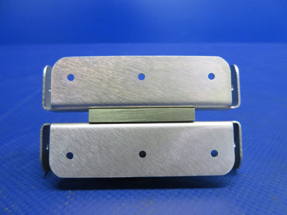 Cirrus Rudder Hinge P/N 20365-951 NOS (0326-985)5