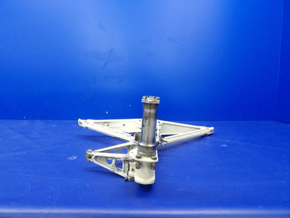 Beech D95A Travel Air Right Hand Main Gear P/N 95-810002-20 (0226-2046)11