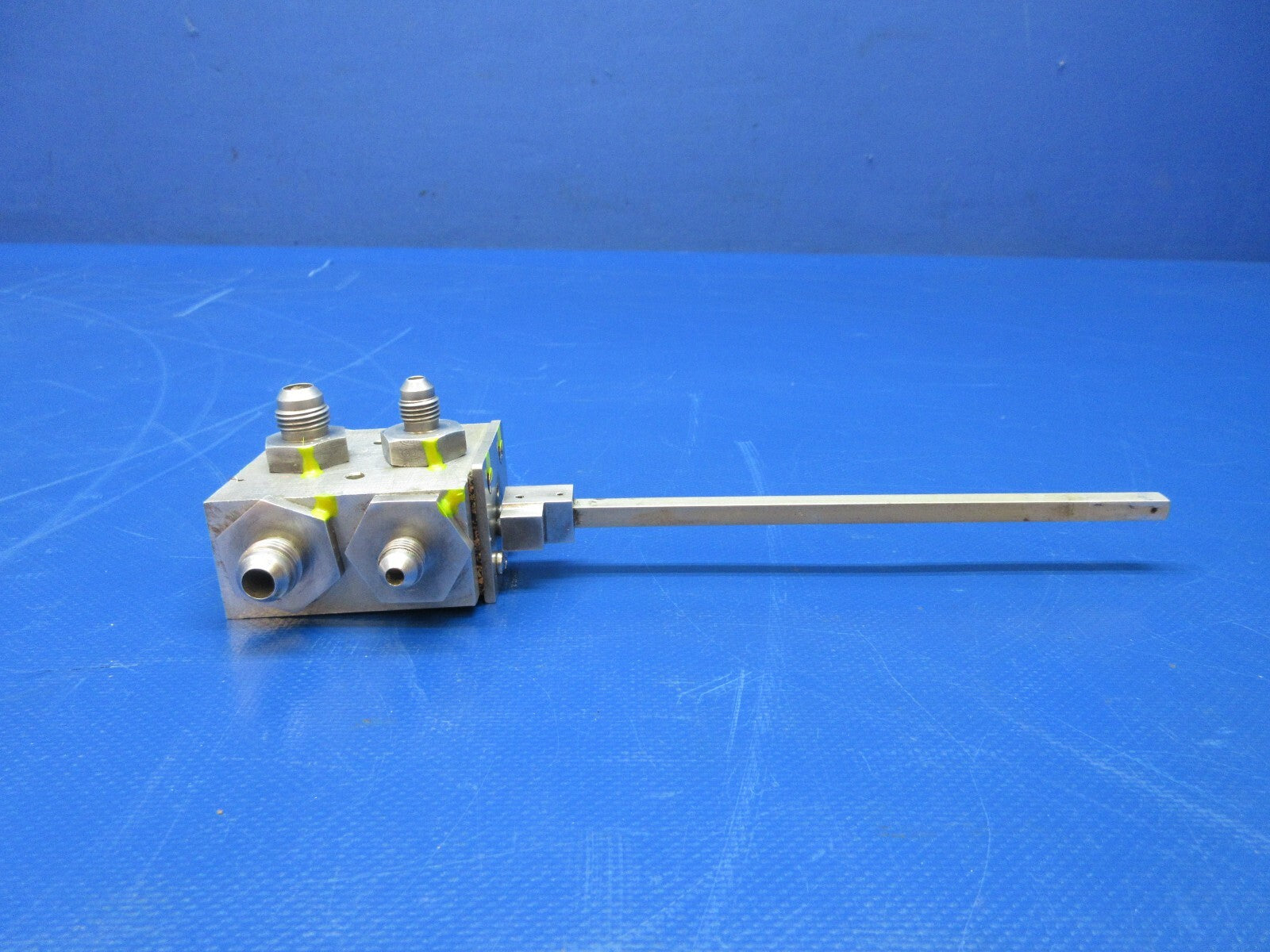 Early Cessna 210 Fuel Selector Valve w/ Shaft P/N 1216001-1 REBUILT (0325-1362)2