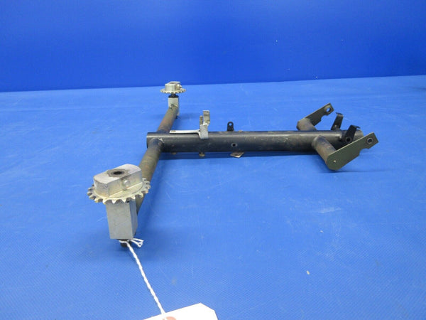 Beech C24R Sierra Control Column Assy Duel Controls 169-524060-601 (0524-1015)