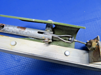 Cessna 172M Parking Brake Handle & Bellcrank P/N 0813150-55 (0826-411)10
