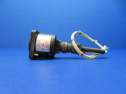 Cessna 421 Dual Fuel Gauge w/ Connector P/N CM2646L3 TESTED (0326-166)5