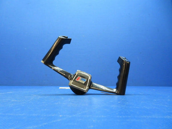 Piper PA-32RT-300T Lance II Pilot Control Wheel P/N 79276-12 (0924-2092)