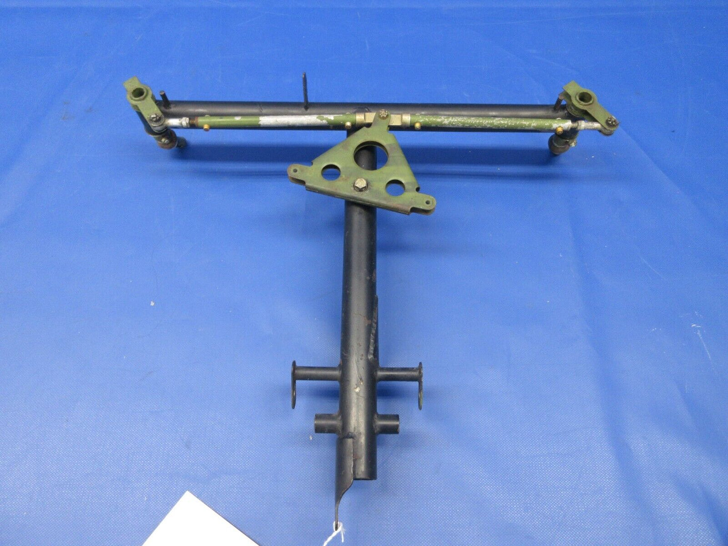 Grumman Yankee AA-1B Control Column Dual Controls P/N 602104-502 (0524-1016)