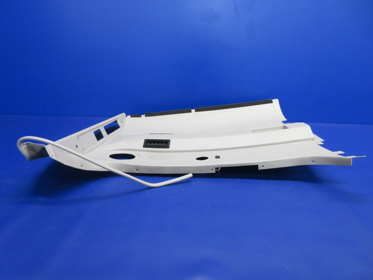 1996 Piper PA-28-181 Archer III Overhead Interior Panel P/N 84277-02 (1224-2027)