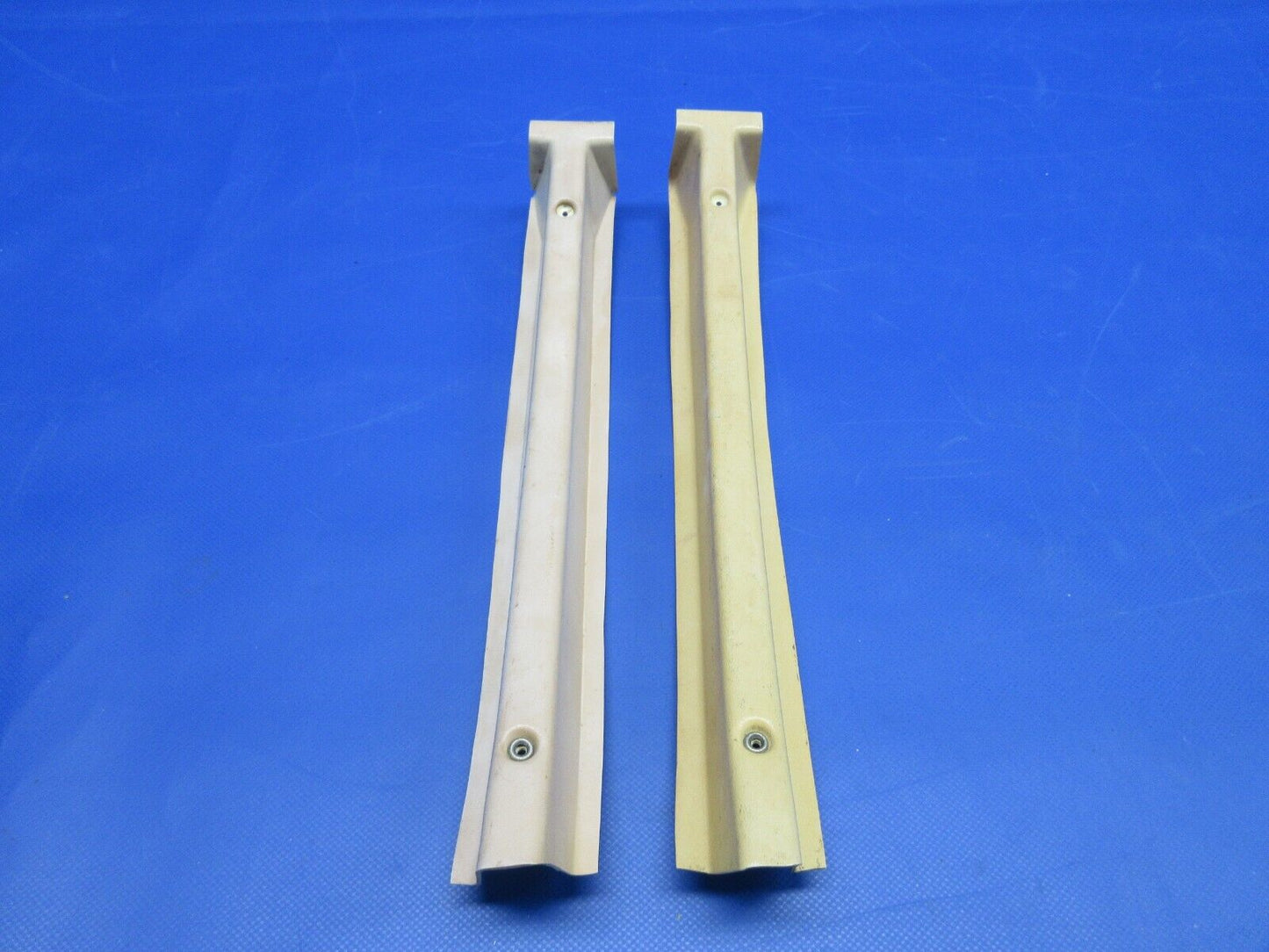 Piper 28-180 Upper Rear Window Side Skin Trim 62693-00 & 62693-01 (0434-1136)