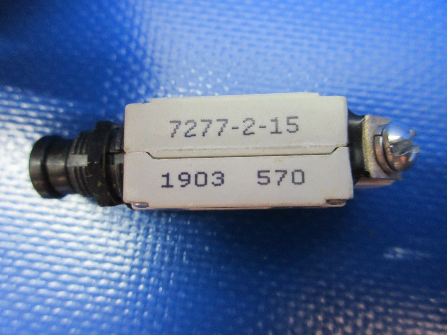 Piper PA-28-180 Circuit Breakers & Switches P/N 7277-2-2 LOT OF 20 (1124-1476)