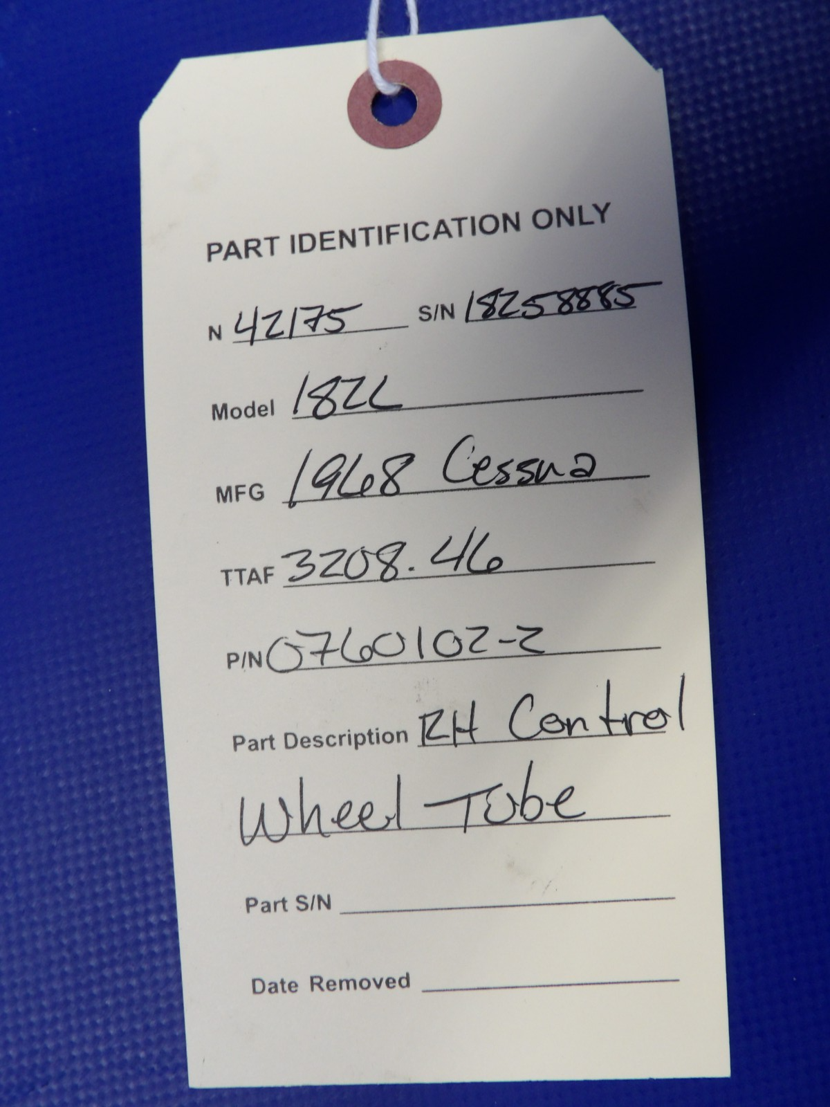 Cessna 182 / 182L Right Hand Control Wheel Tube P/N 0760102-2 (0226-492)16