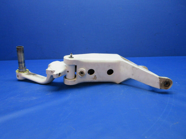 Beech C24R Sierra Main Landing Gear Assy LH P/N 169-810001-21 (0724-1255)