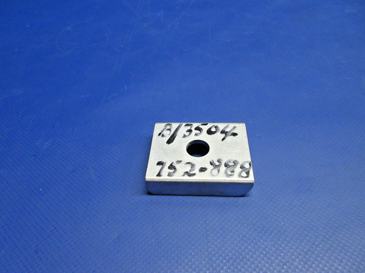 Piper / Scott 1-1/4" Spacer P/N 752-888 NOS (0926-726)7