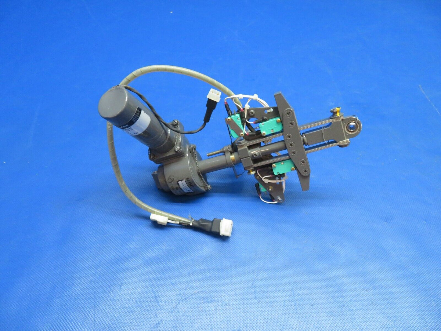 Robinson Clutch Belt Tension Actuator w/ Motor 12v P/N C05-1 NOS (0824-1744)