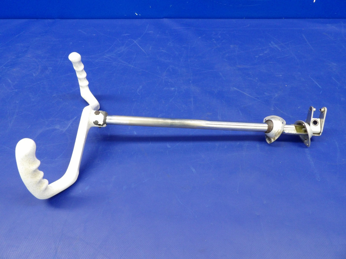 Mooney M20 / M20C RH Control Wheel / Yoke & Column P/N 8571 (0426-1433)3