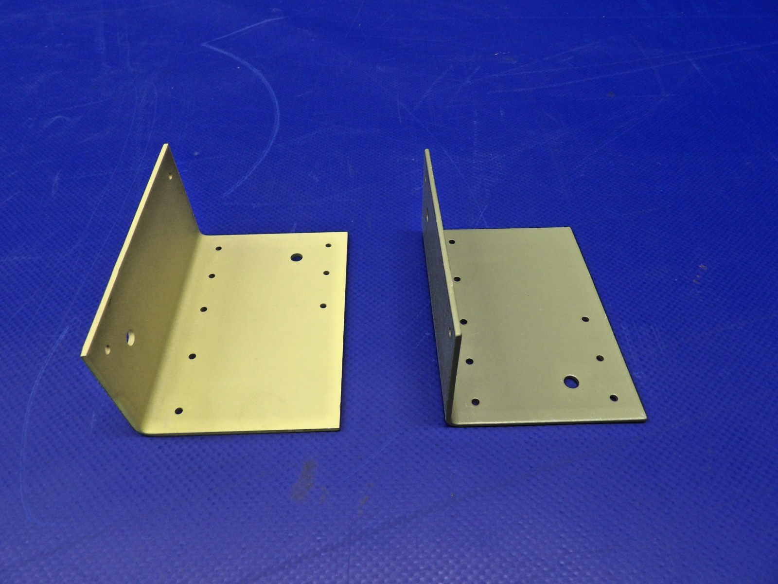 Beech Aft LWR Cowling Angle LH & RH w/ 8130 101-910049-147 & -148 NOS (0426-12133