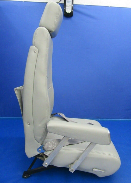 Beech Baron 95-B55 Seat LH Third Passenger Gray Leather 102-530094-5 (1119-29A)