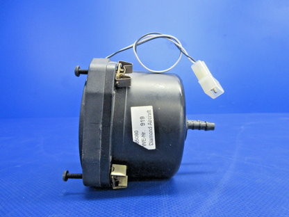 Diamond DA-40 United Instruments Airspeed Indicator P/N 8025 WARRANTY (0626-848)3