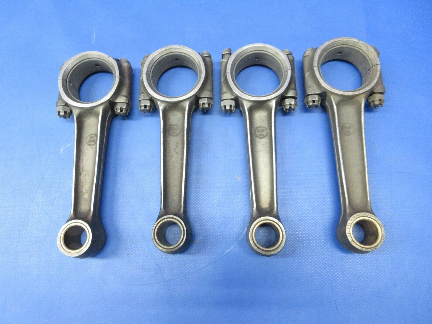 Continental O-200 Connecting Rod P/N 5561 LOT OF 4 (0824-2106)