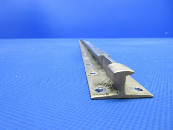 Cessna 180 / 180K Seat Rail OTBD LH P/N 0711693-11 (0624-2007)