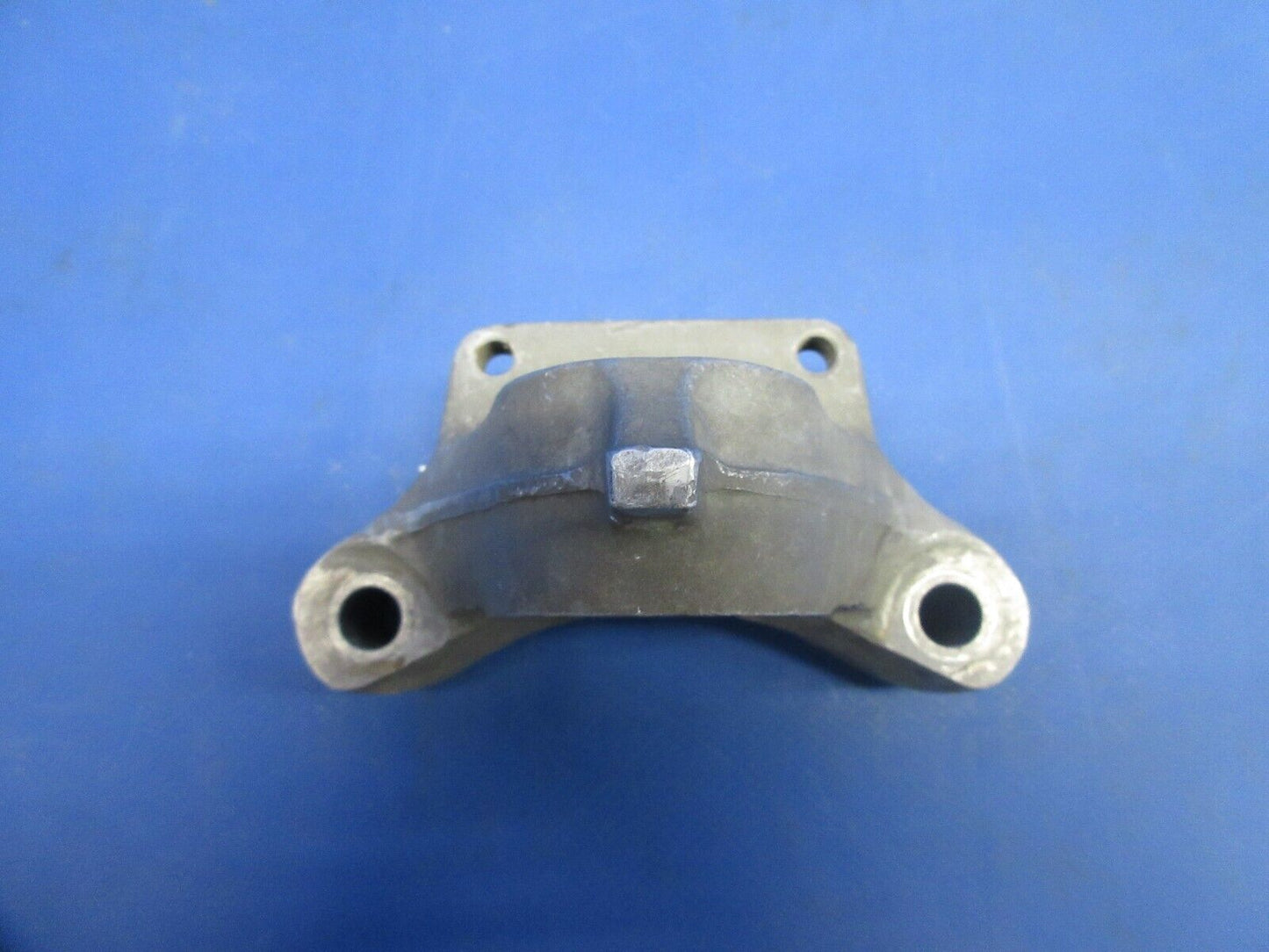 Bell 47J-2 Main Rotor Hub Support Pillow Block P/N 47-120-163-5 (1124-892)