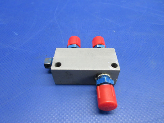 Beech 76 Duchess Brake distribution Block P/N 169-580001-105 (0526-874)0