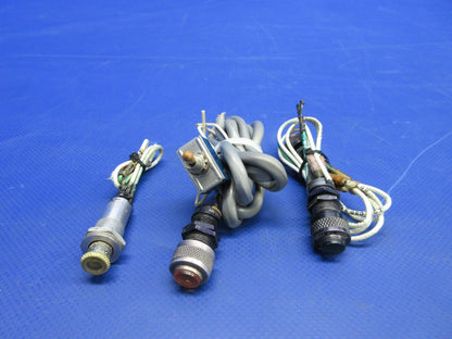 Cessna 310 / 310I Assorted Switches & Lights P/N AN3027-1 (0326-891)8
