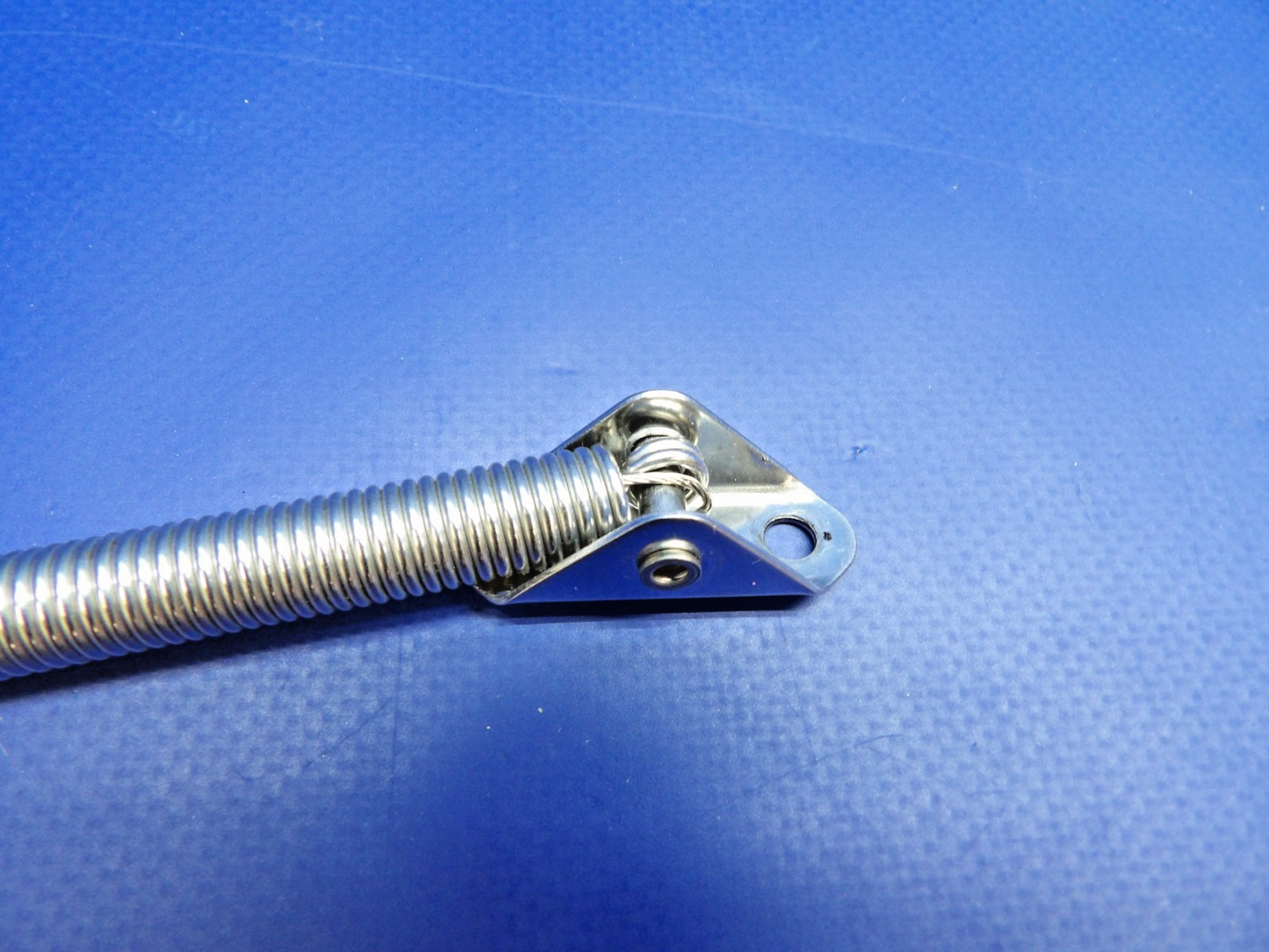 Beech Baron "Spring Thing" Nose Baggage Door Holder (0426-1335)6