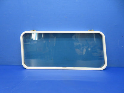 Cessna 182 / 182H LH Door Window P/N 0711050-16, 0711050-17 (0326-116)1
