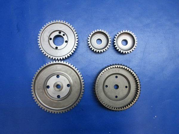 Aircraft Gears MAN CAVE / DECORATION LOT OF 9 (0724-1915)