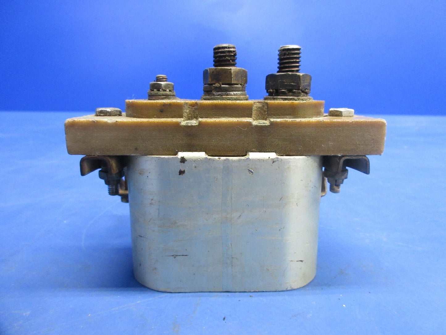 Bell 47J-2 Helicopter Ground Service Plug Receptacle (1124-895)5