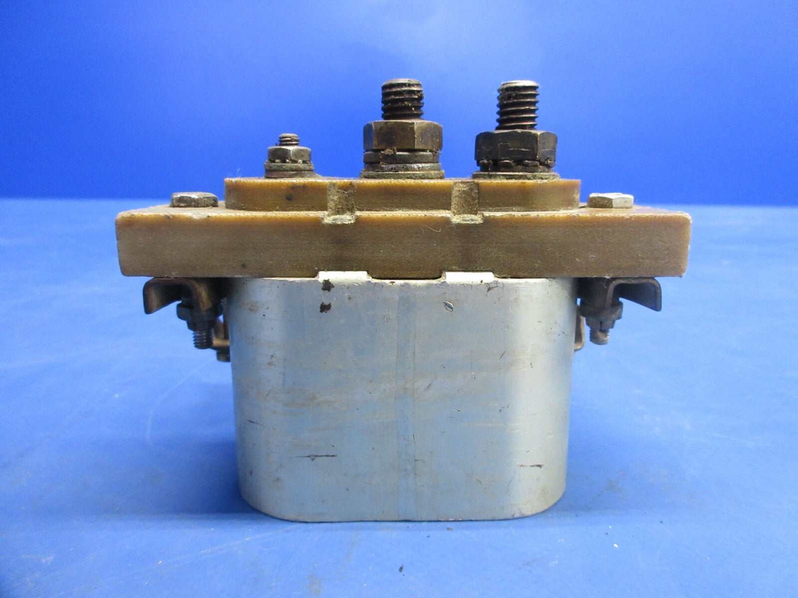 Bell 47J-2 Helicopter Ground Service Plug Receptacle (1124-895)5