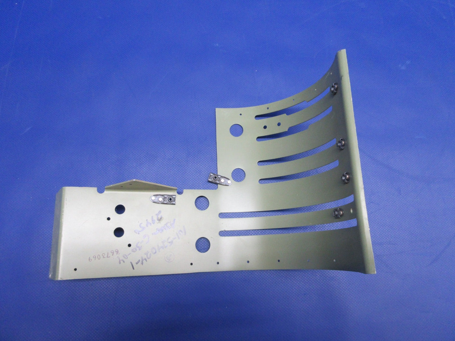 Beech King Air Engine Control Guide Pedestal Cover 101-524024-1 NOS (1125-800)8