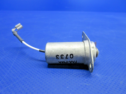 Continental Capacitor P/N 10-400572 NOS (0626-885)3