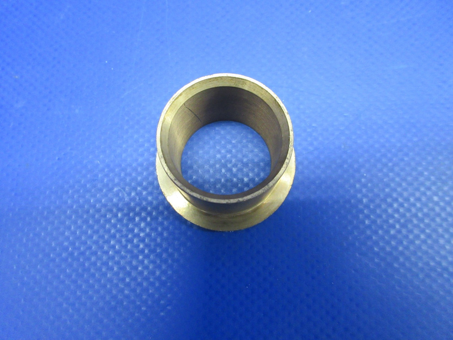 Continental Flanged Bushing P/N 628125 NOS (0326-900)1