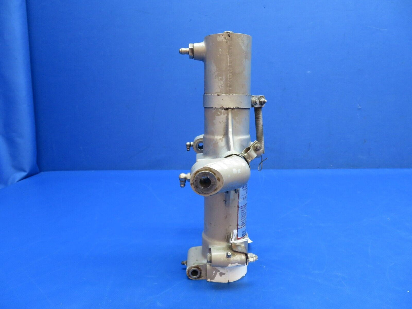 Piper PA-23-250 Aztec LH Main Gear Strut Housing 751-929, 31835-00 (0824-1771)