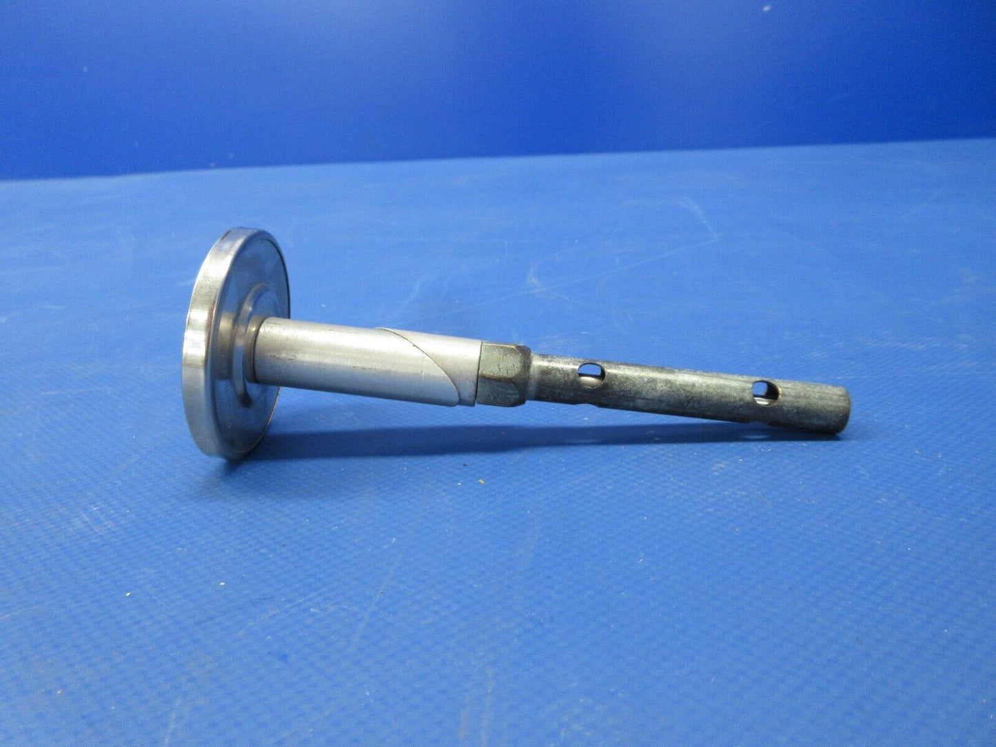 Beech C23 Sundowner OAT Gauge P/N 35-380019-3 (0724-1442)