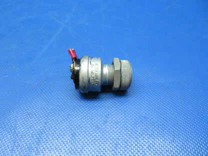 Beech 95 / D95A Travel Air Battery Switch No Key P/N 35-590070-39 (0424-218)2