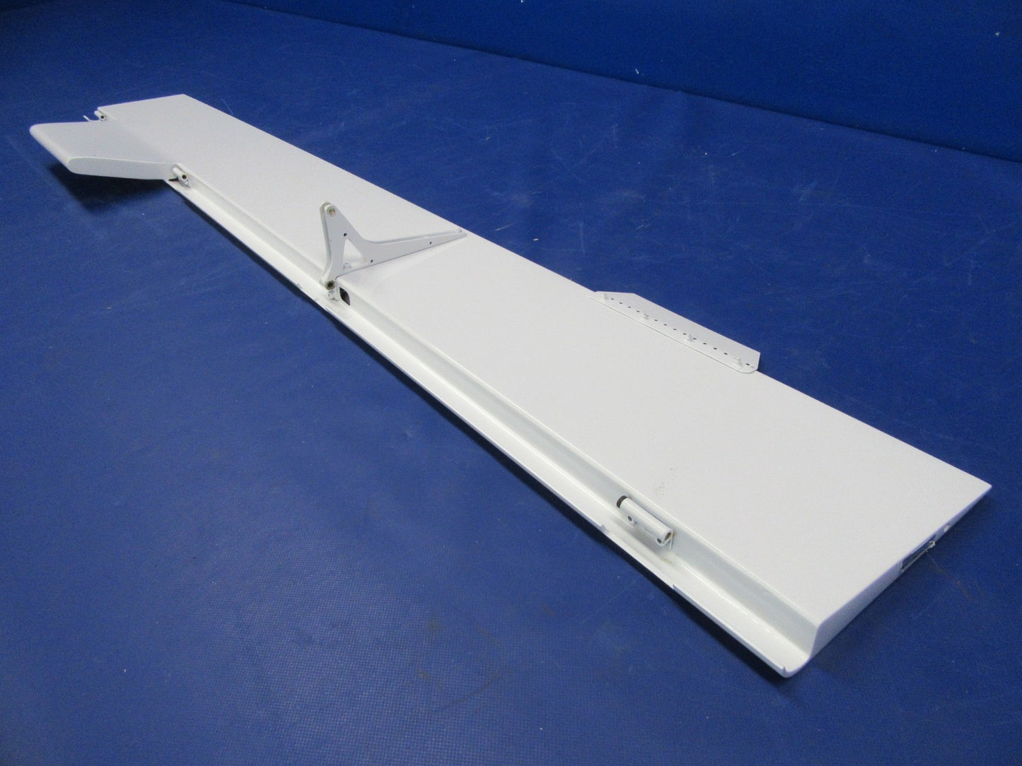 Diamond DA40-180 LH Aileron P/N DA4-5761-61-00 (0326-25)4