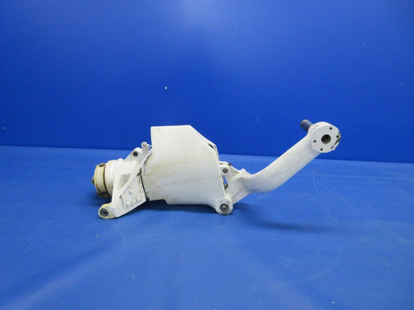 Beech C24R Sierra Nose Landing Gear P/N 169-820000-11 (0524-614)