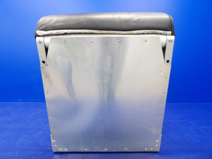 Cirrus SR22 Rear LH Passenger Seat P/N 11933-003 (0926-1229)16