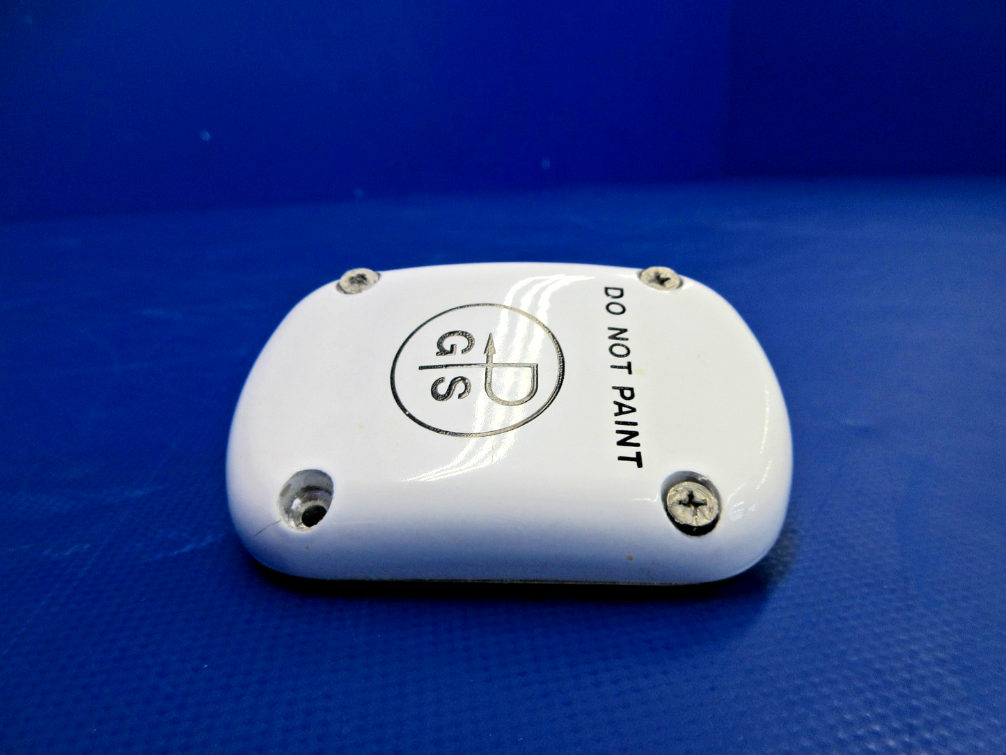 Piper PA-23-250 Aztec Aero Antenna GPS Antenna P/N AT575-9 (0726-759)8