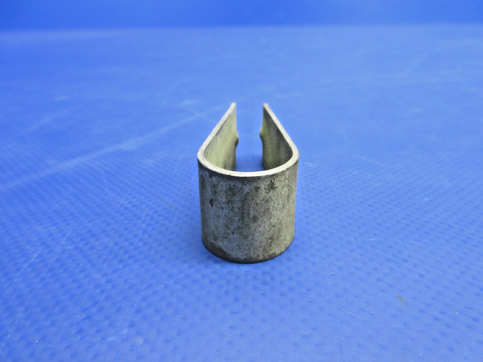 Cessna 150 / 172 Brake Line Retainer Bracket P/N 0741000-7 (0826-729)5