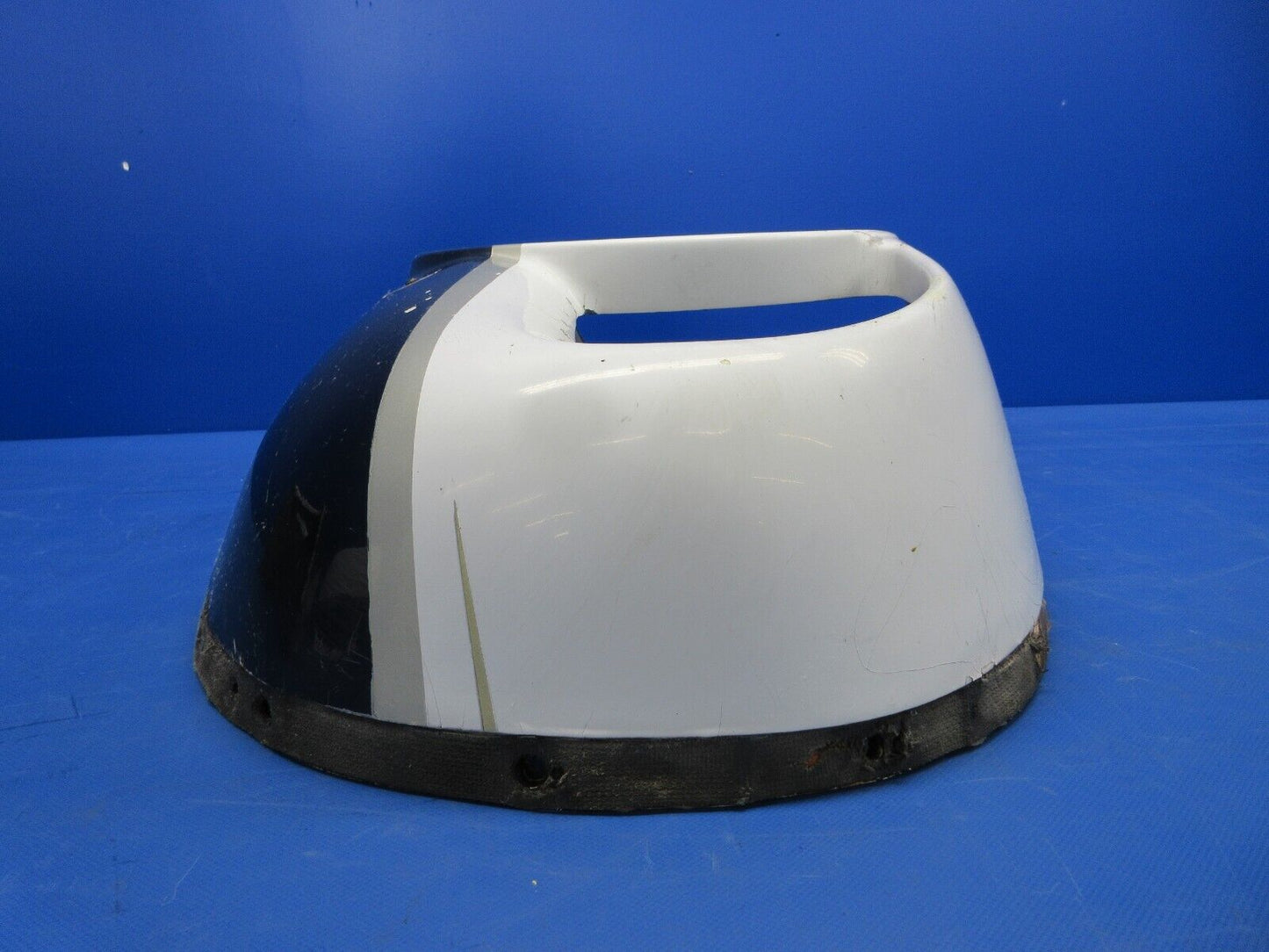 Piper PA-34-200T Seneca II Engine Nose Cowl Assy P/N 67998-00 (0524-1915)