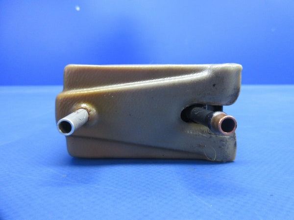 Piper PA-32RT-300T Lance II Brake Cylinder Reservoir & Case 38465-02 (0924-887)