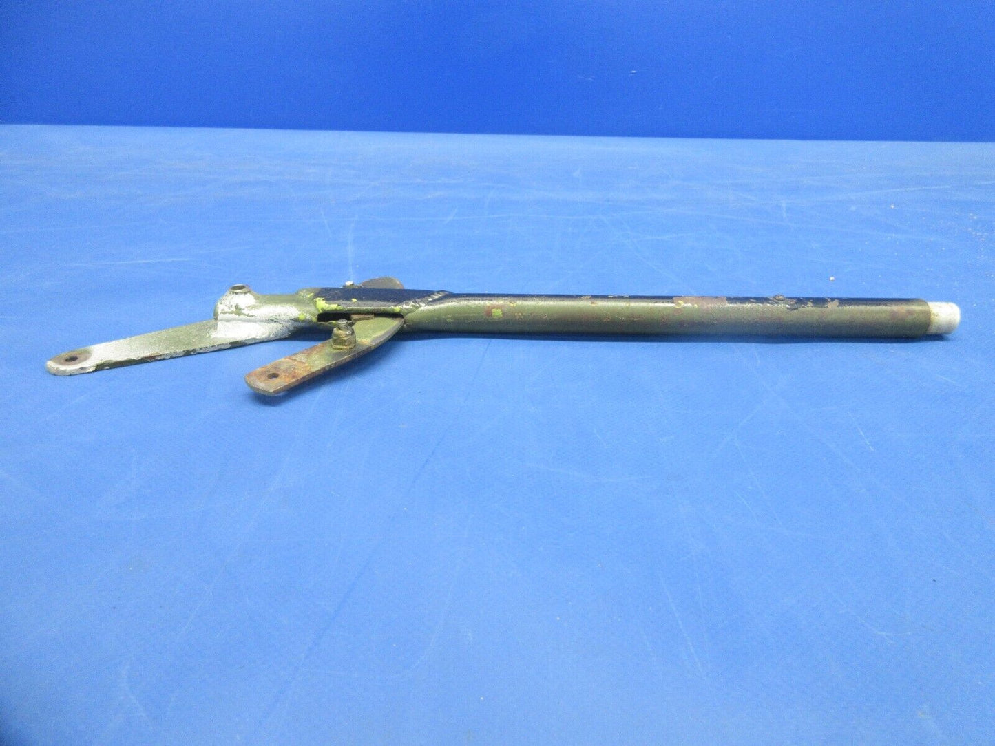 Piper PA-20 Pacer Flap Control Lever Assy P/N 12494-00 (1024-774)
