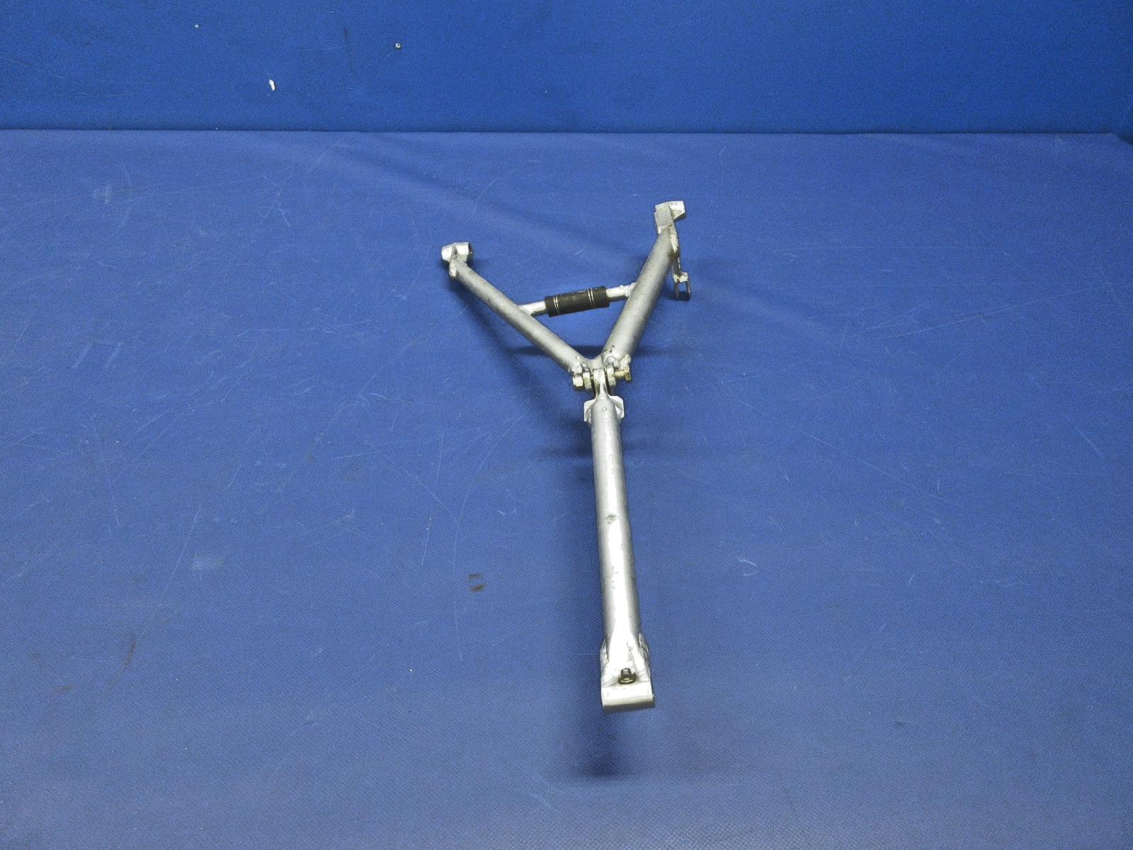 Beech D95A Travel Air Nose Gear Retract Drag Leg + Brace (0326-845)5