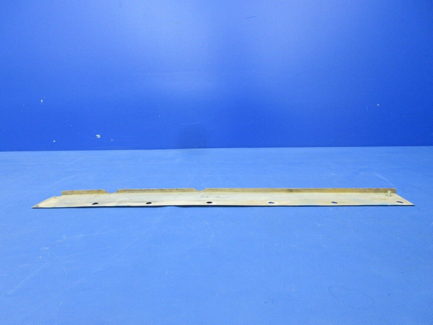 Cessna 172 / 172P Wing Fairing RH P/N 0520016-2 (0824-2011)