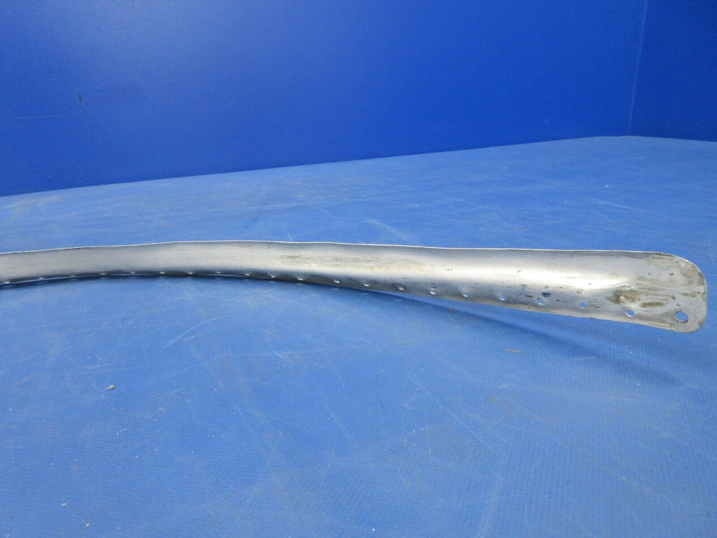 Cessna 150 / 150L Lower Outer Windshield Strip P/N 0411479-50 (1024-2134)