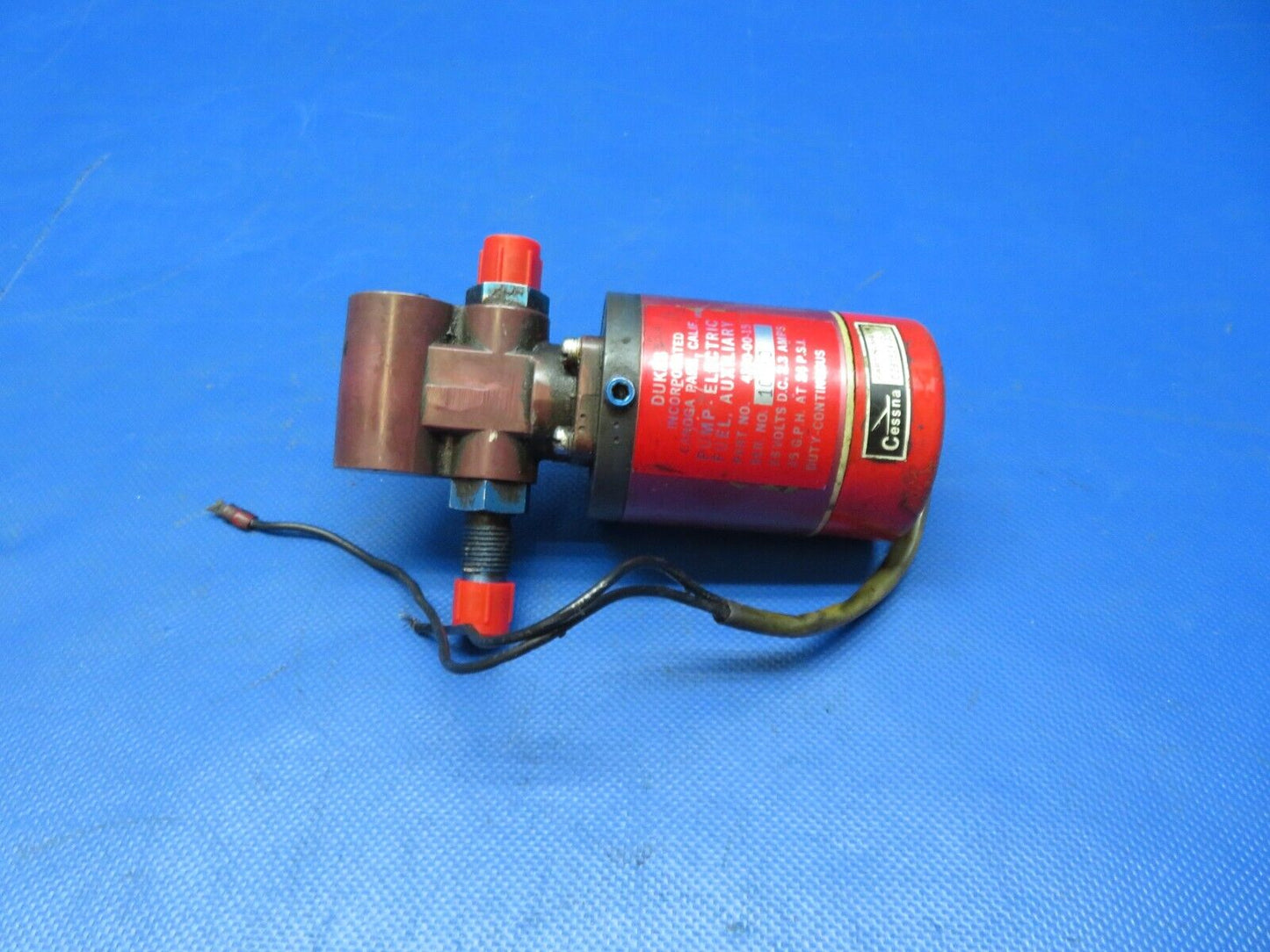 Dukes Auxiliary Electric Fuel Pump 28v P/N C291504-0201 TESTED (0724-139)