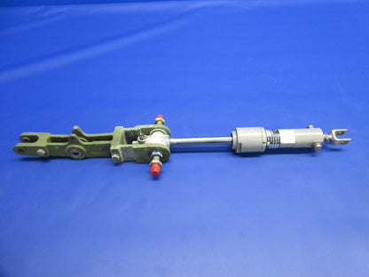 Bell 47J-2 Helicopter Power Cylinder & Bellcrank 47-724-104-12 CORE (1124-947)0