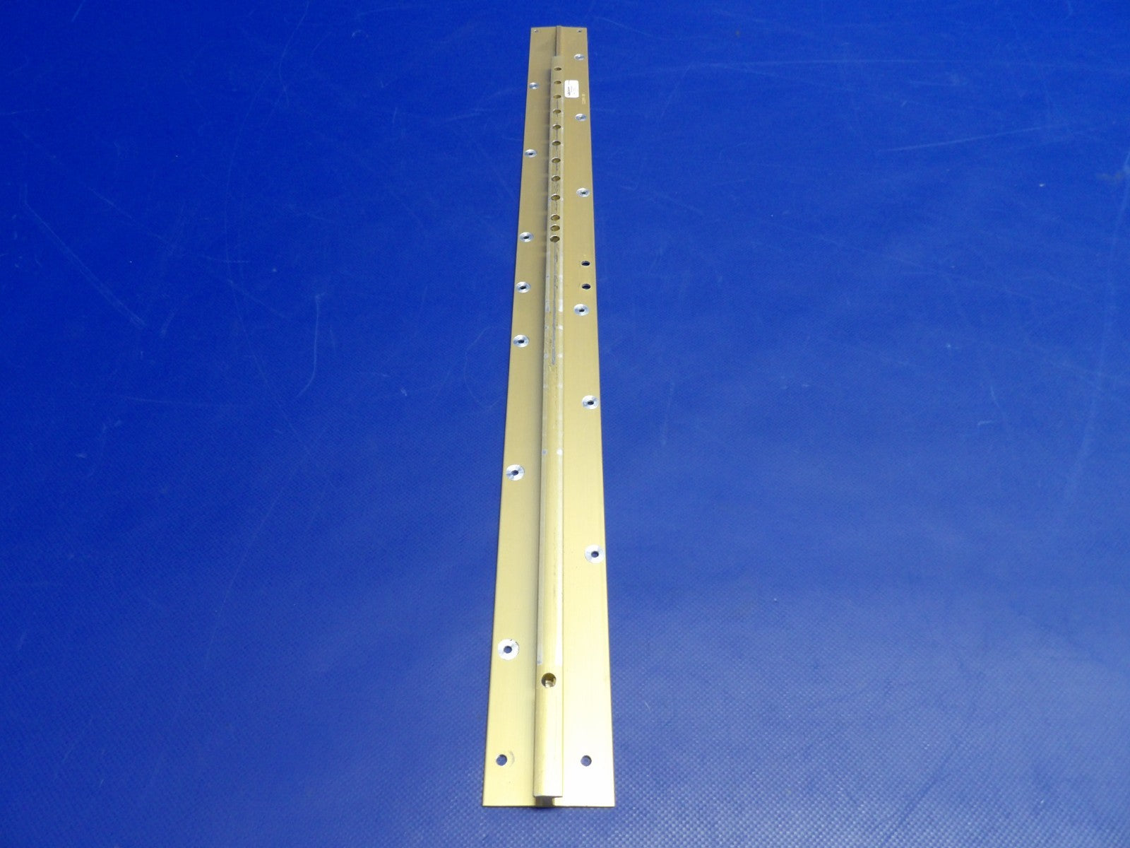 Cessna 172RG McFarlane RH INBD/LH OTBD Seat Rail P/N MC2414002-2 (0626-1491)7