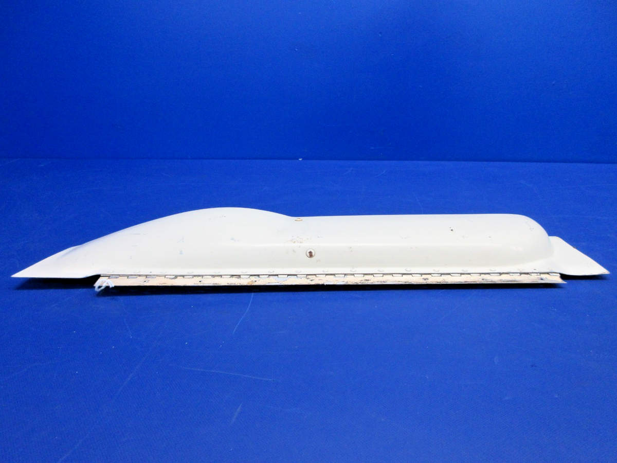Mooney M20 / M20C LH Nose Gear Door P/N 8367-501 ( 0426-918 )2